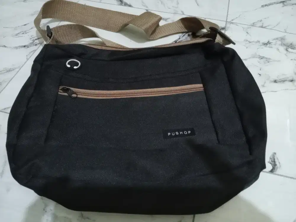 Tas slingbag preloved