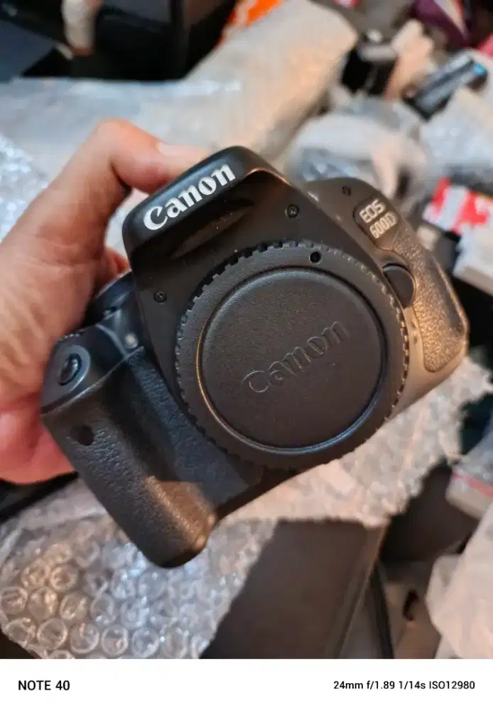 Kamera canon 600d body only