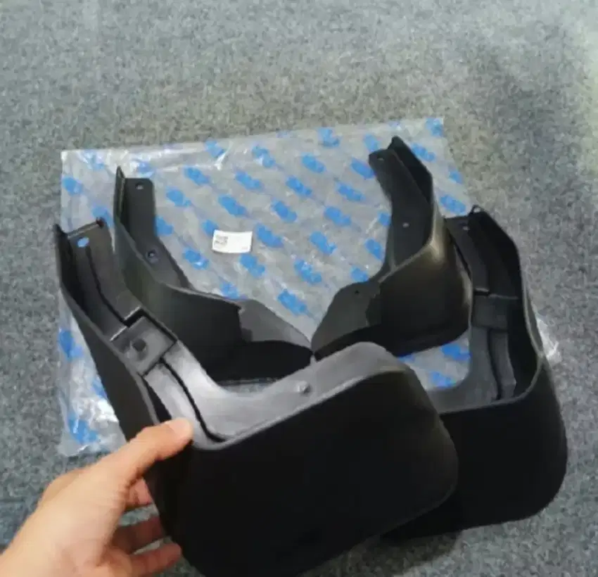 Mud Guard Sigra/calya