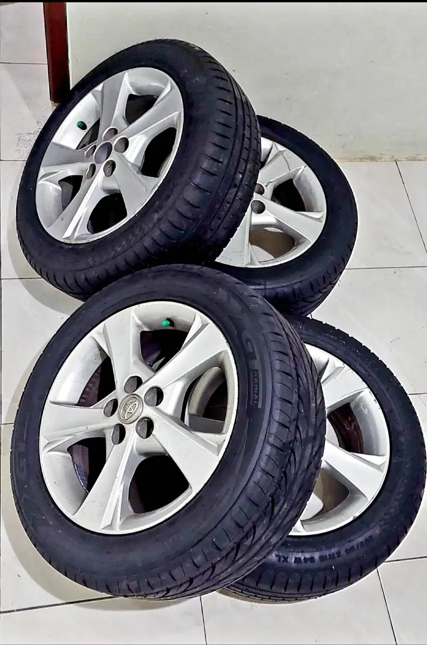 Velg Original Toyota Altis