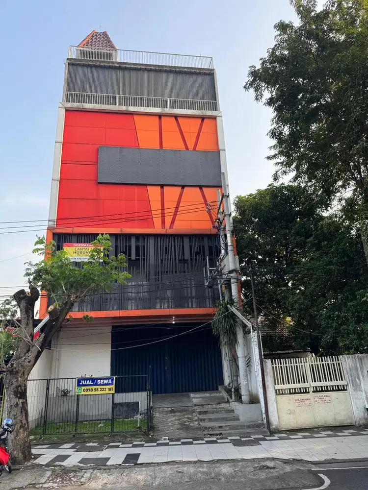 Private Lift Office SURABAYA. PRESTIGE. Siap pakai