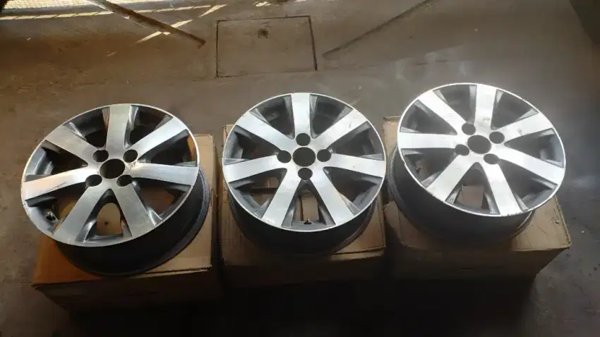 Velg ori 3pc honda freed R15 PCD 100..