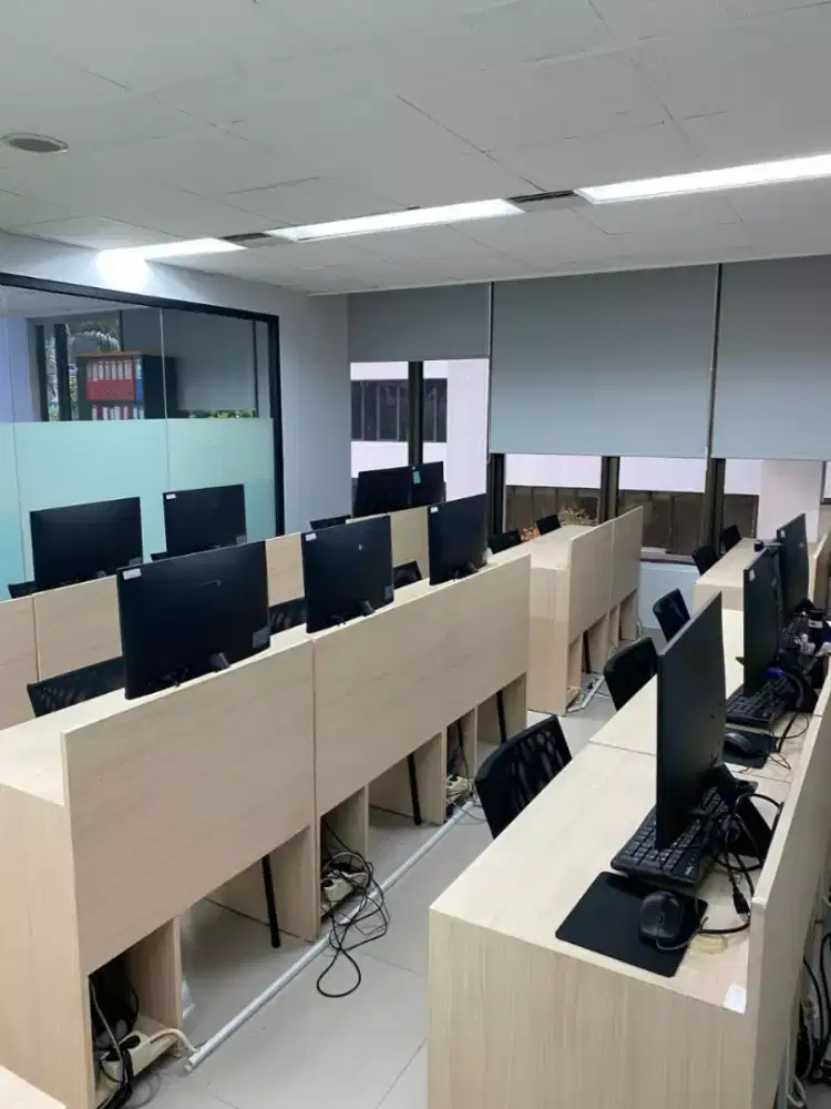 TERIMA JUAL/BELI KOMPUTER BEKAS,SATUAN,LELANGAN,DAN BORONGAN EX KANTOR