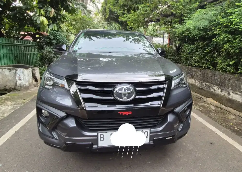 FORTUNER SRZ TRD BENSIN AT