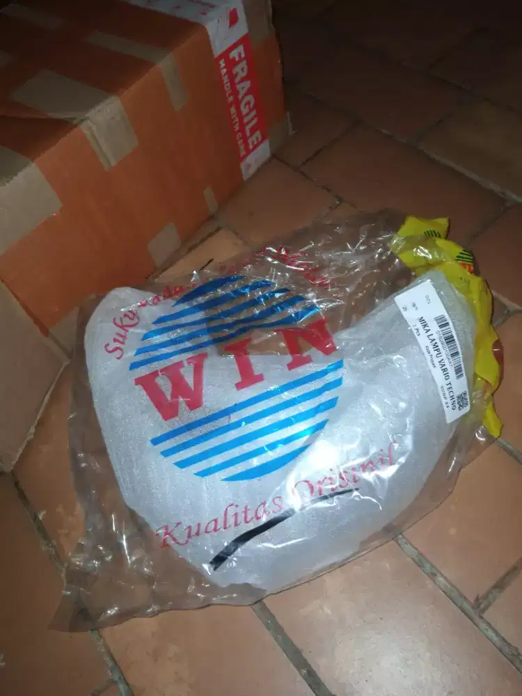 Mika lampu depan vario techno 110