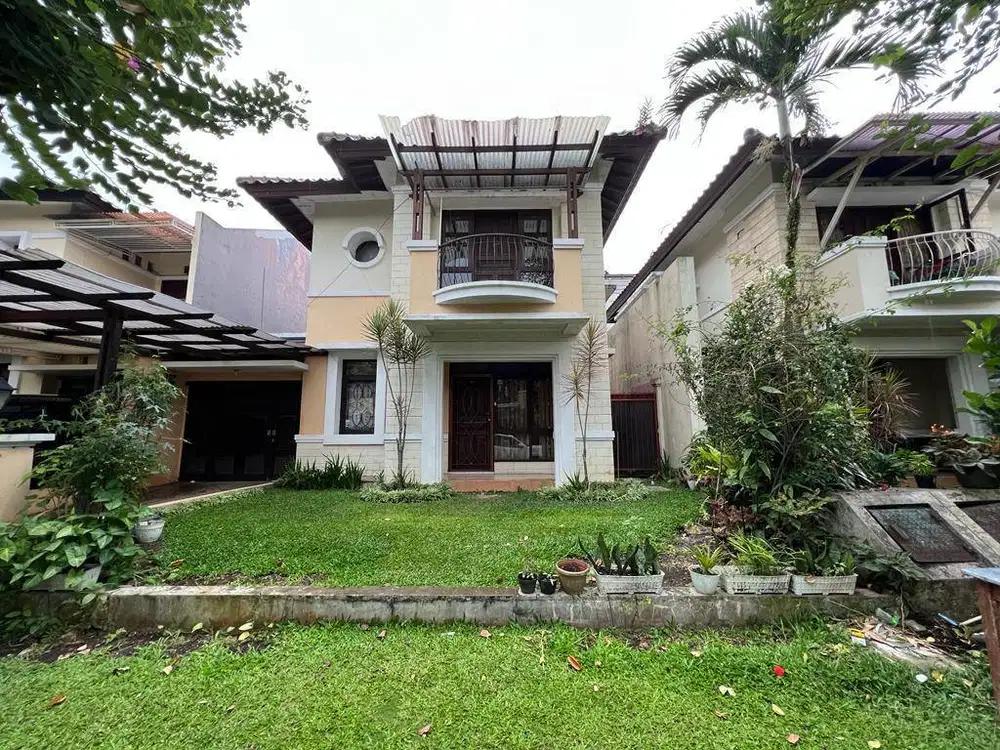 Rumah di Tatar Wangsakerta Kota Baru Parahyangan