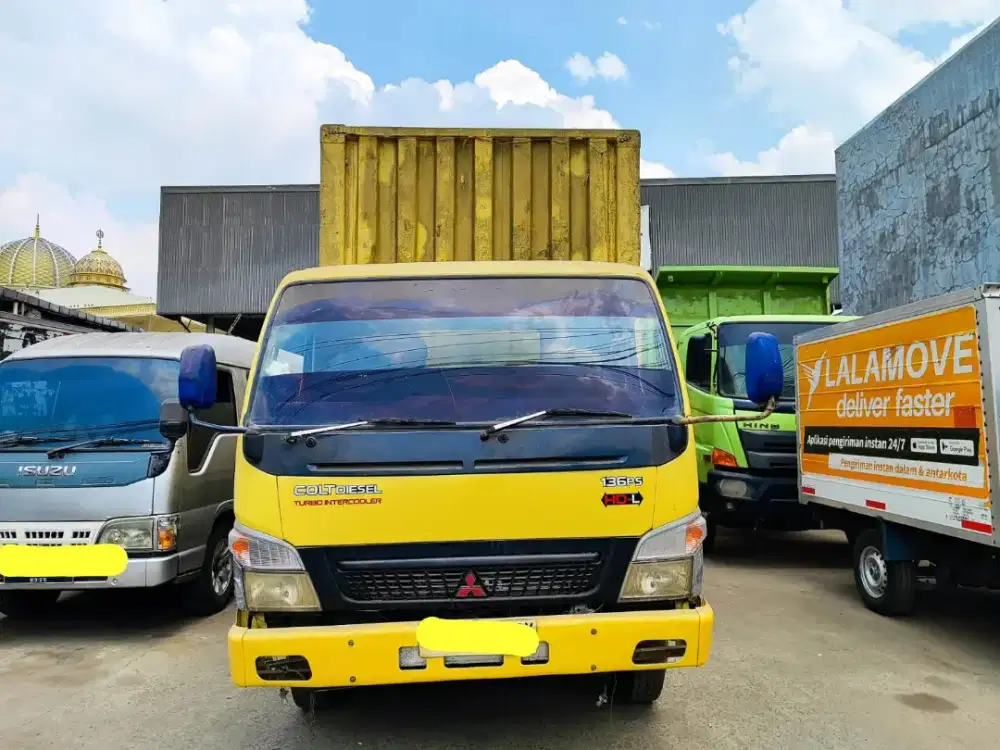 Mitsubishi Canter Colt Diesel FE84G HDL Box Long Chasis Tahun 2011