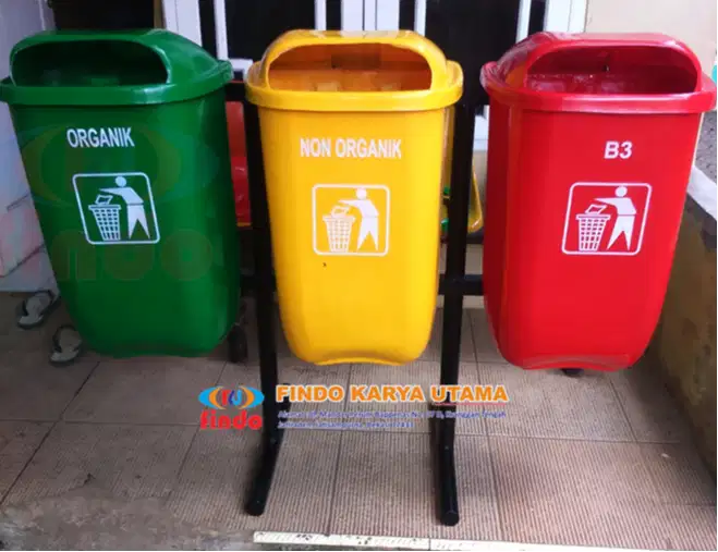 Tempat Sampah Oval Tiga Warna