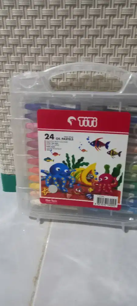 Crayon untuk mewarnai