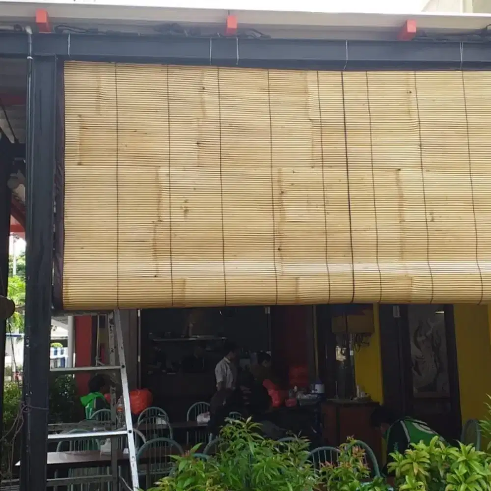 TIRAI BAMBU TIRAI KAYU SURABAYA: 
Disini menerima pemesanan
 tirai