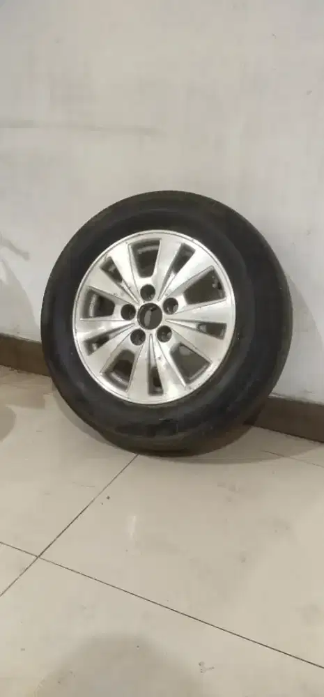 Jual 1pc Velg copotan Kijang Innova + Ban Bridgestone 205/65 PCD 114,3