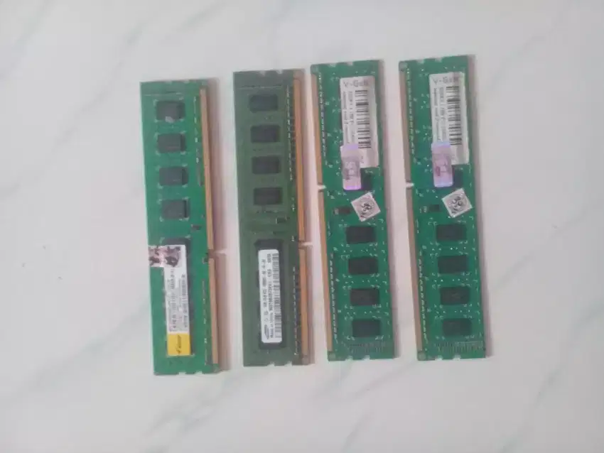 RAM KOMPUTER 1GB DDR3