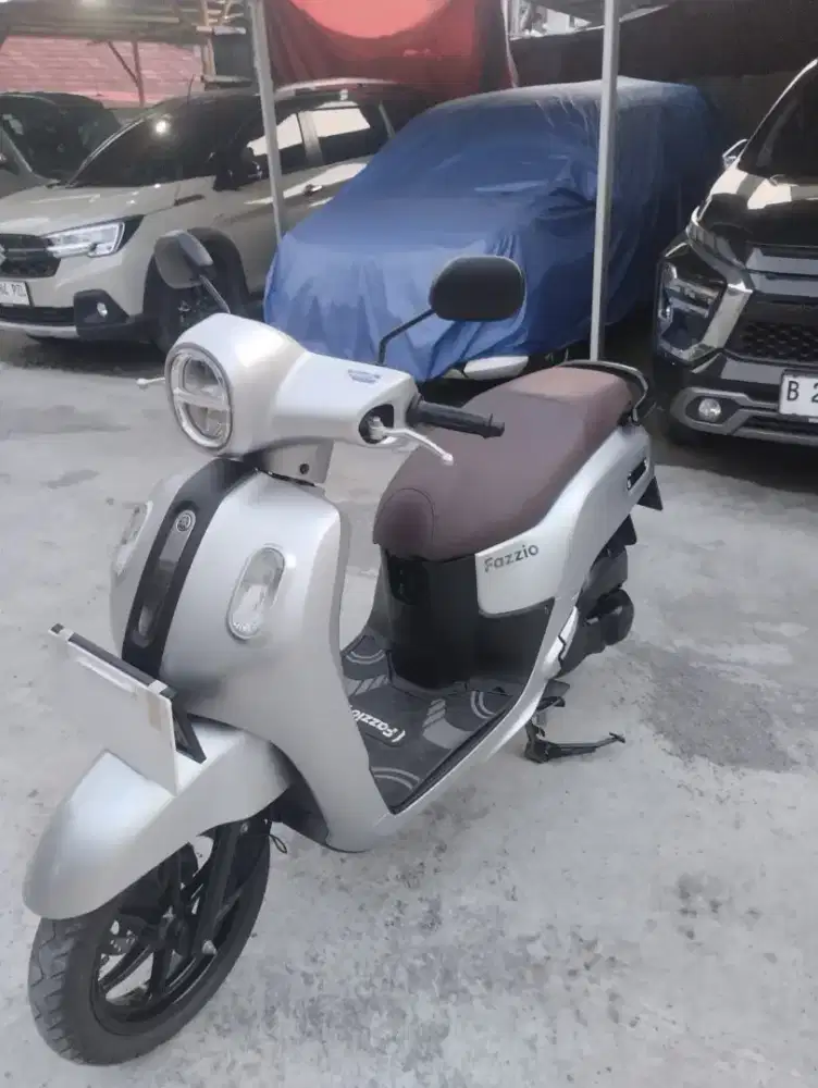 Yamaha fazzio Lux 2024