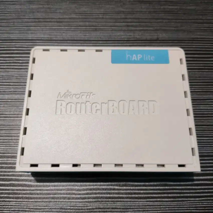 Mikrotik RouterBOARD hAP lite RB941-2ND