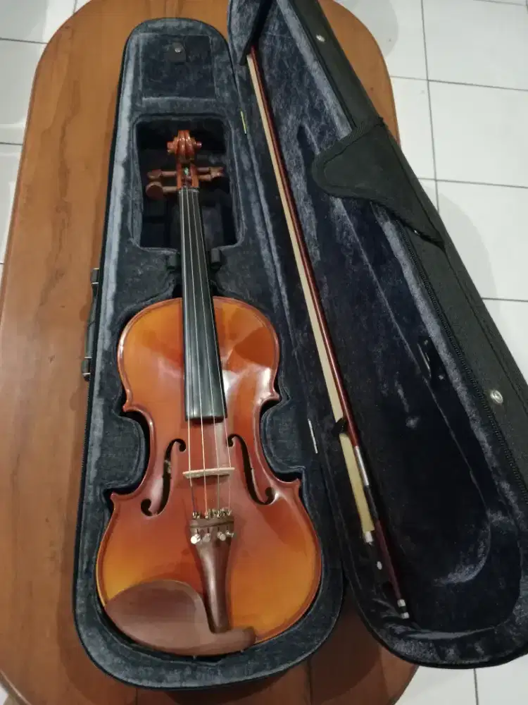 Biola Gillmore uk. 4/4