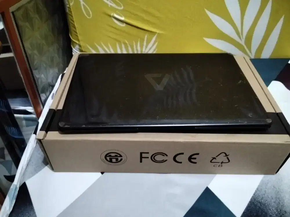 Laptop note book lengkap 8 GB+256gb