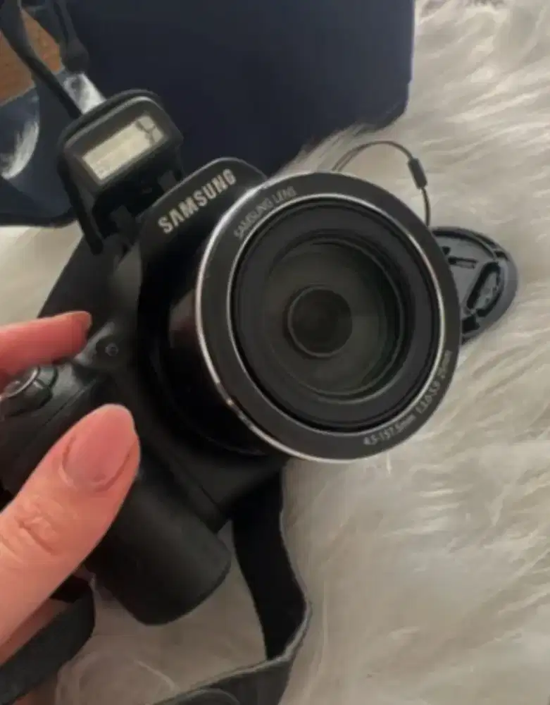 SAMSUNG SMART CAMERA WB1100F