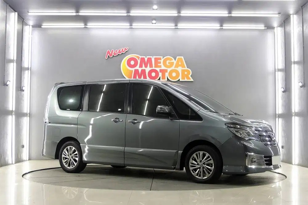 ANTIK NISSAN SERENA HWS AUTECH PANORAMIC 2.0 AT 2017