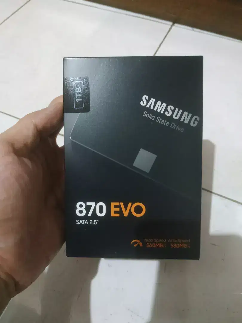 SSD SAMSUNG 870 EVO 1TB (BARU)