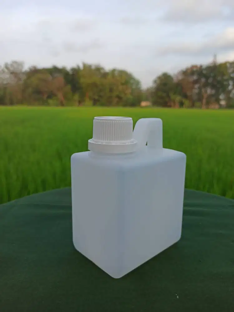 Jerigen 500 ML Pendek