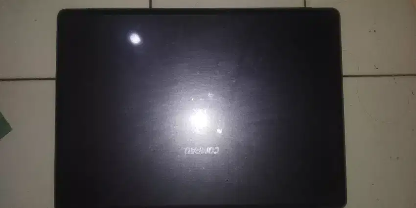 jual laptop compaq PRESARIO V3000 apa
