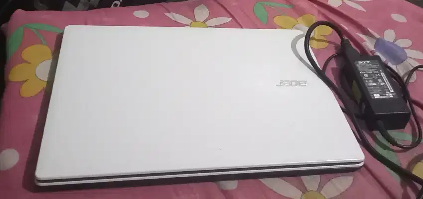 Laptop acer e5 471 CORE i5 kondisi terakhir gk mau ngangkat dan mati