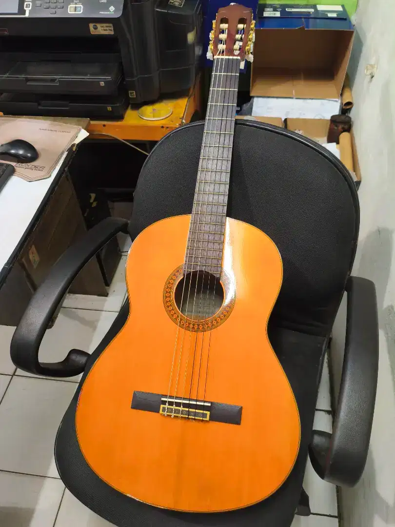 Yamaha Gitar Nylon C80 Taiwan