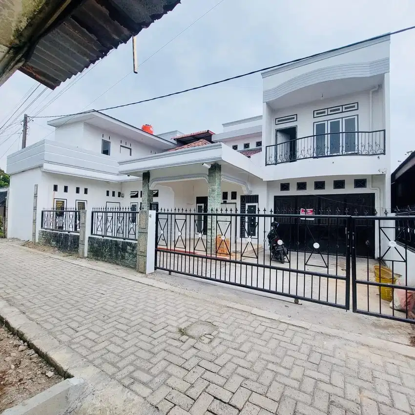 DIJUAL KOST 14 KAMAR MEDAN JOHOR