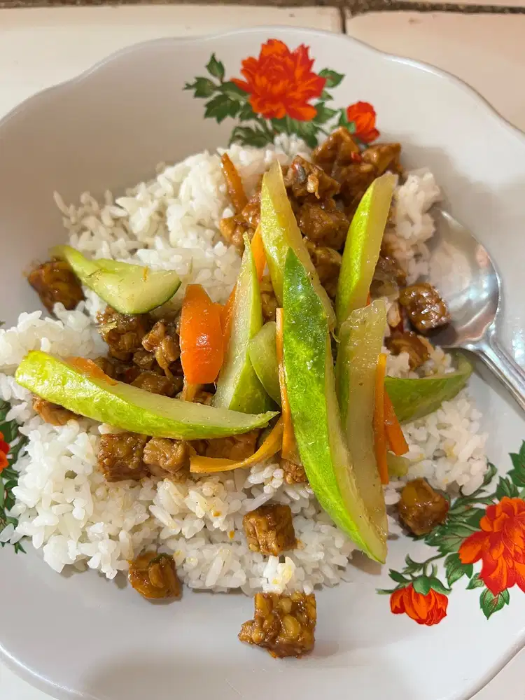 LOKER WARTEG (Khusus Perempuan)