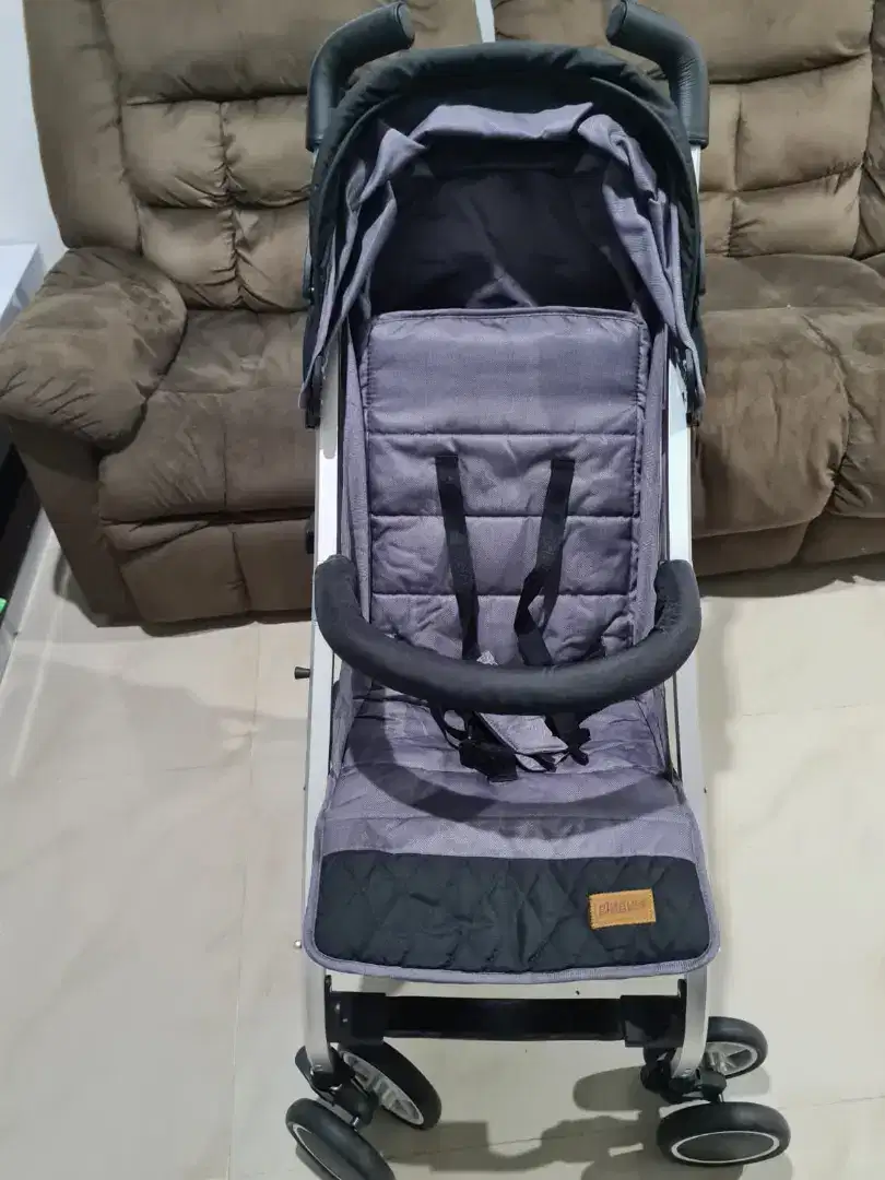 Stroller giggles