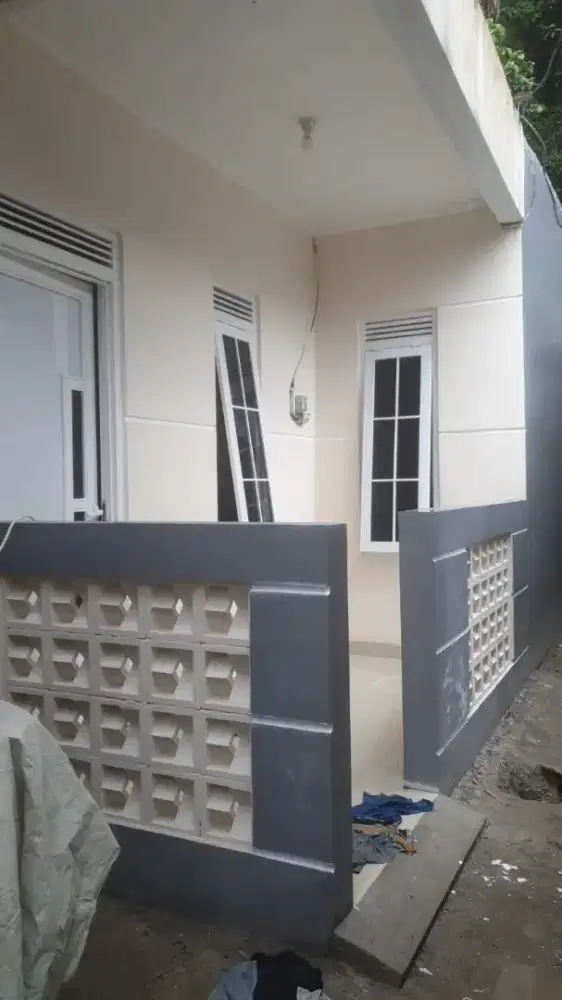 RUMAH DI KONTRAKAN 1 JT