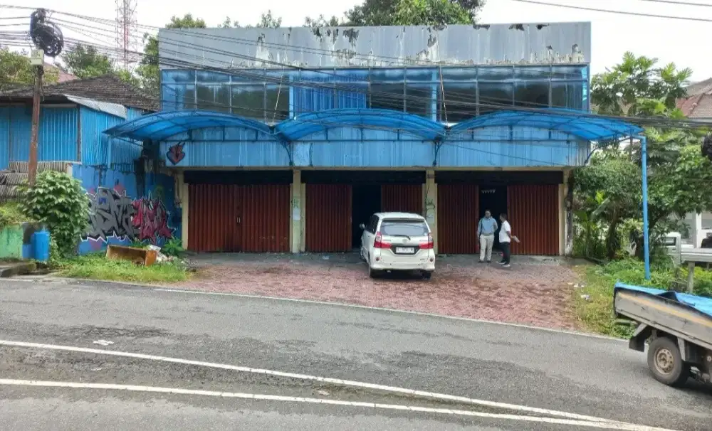 Dijual Cepat  Ruko 3 pintu dan 2 Lantai, Bangunan Ludas, Harga Nego