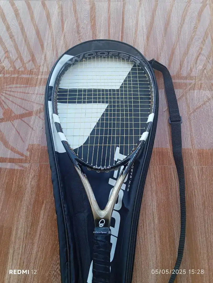 Raket tenis babolat