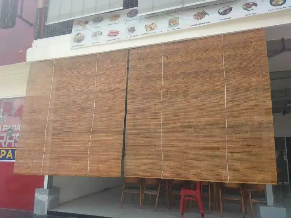 TIRAI BAMBU TIRAI KAYU SURABAYA: 
Disini menerima pemesanan
 tirai