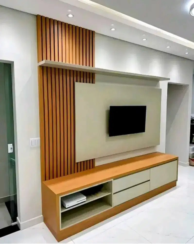 Backdrop tv minimalis