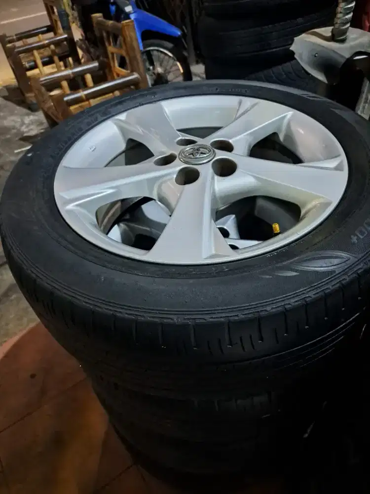Velg oem altis ring 16 velg dan ban bisa tt