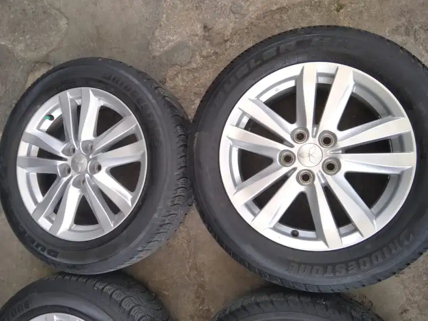 Velg Mitsubishi Outlander R.17 ori