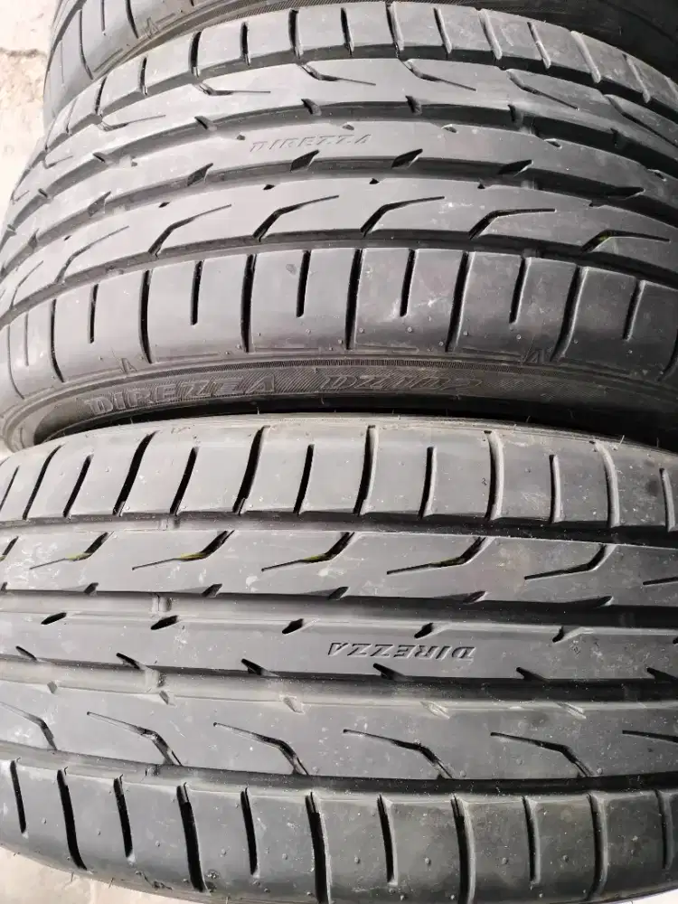 BAN Dunlop DIREZA R.18