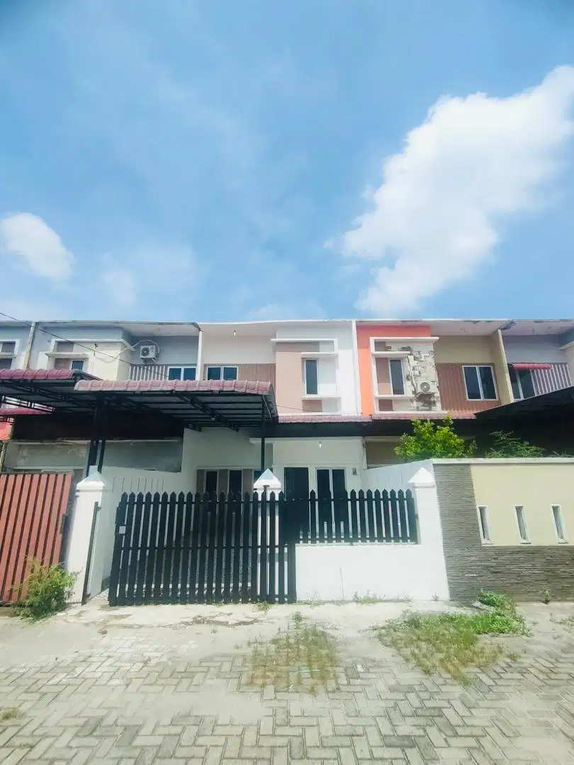 RUMAH 2 LANTAI CUMA 500 JUTAAN MEDAN SUNGGAL
