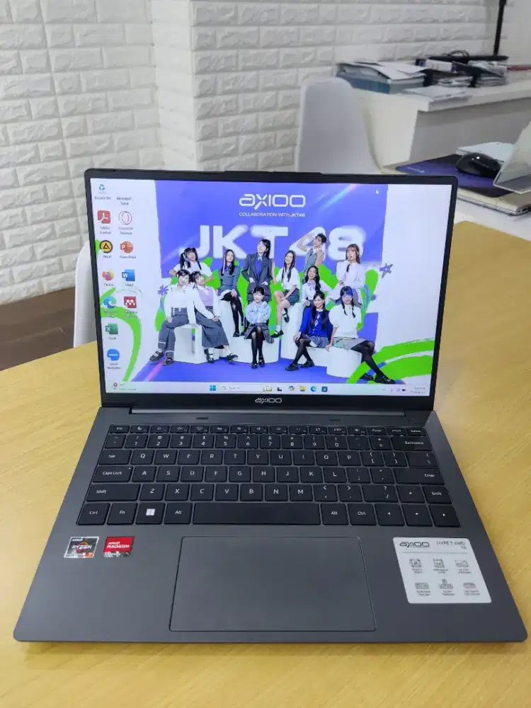 AXIOO HYPE 7 X8 | RYZEN 7 6800H | 16GB | 512GB | W11 + Office
