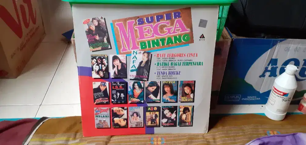LASERDISC MUSIC POP INDONESIA SUPER MEGA BINTANG (8 Pcs)