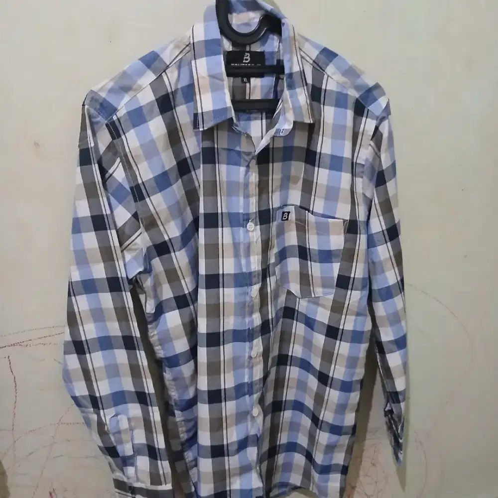 Baju kemeja pria tanbeco id ukuran xl lengan panjang kotak kotak