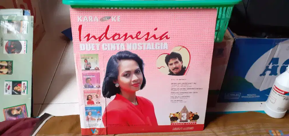LASERDISC MUSIC KAROKE POP INDONESIA (8 Pcs)