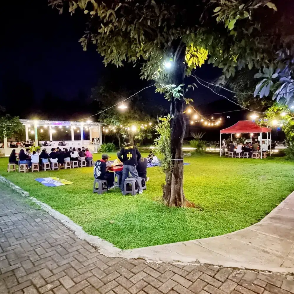 Loker Waitres Cafe Cewe