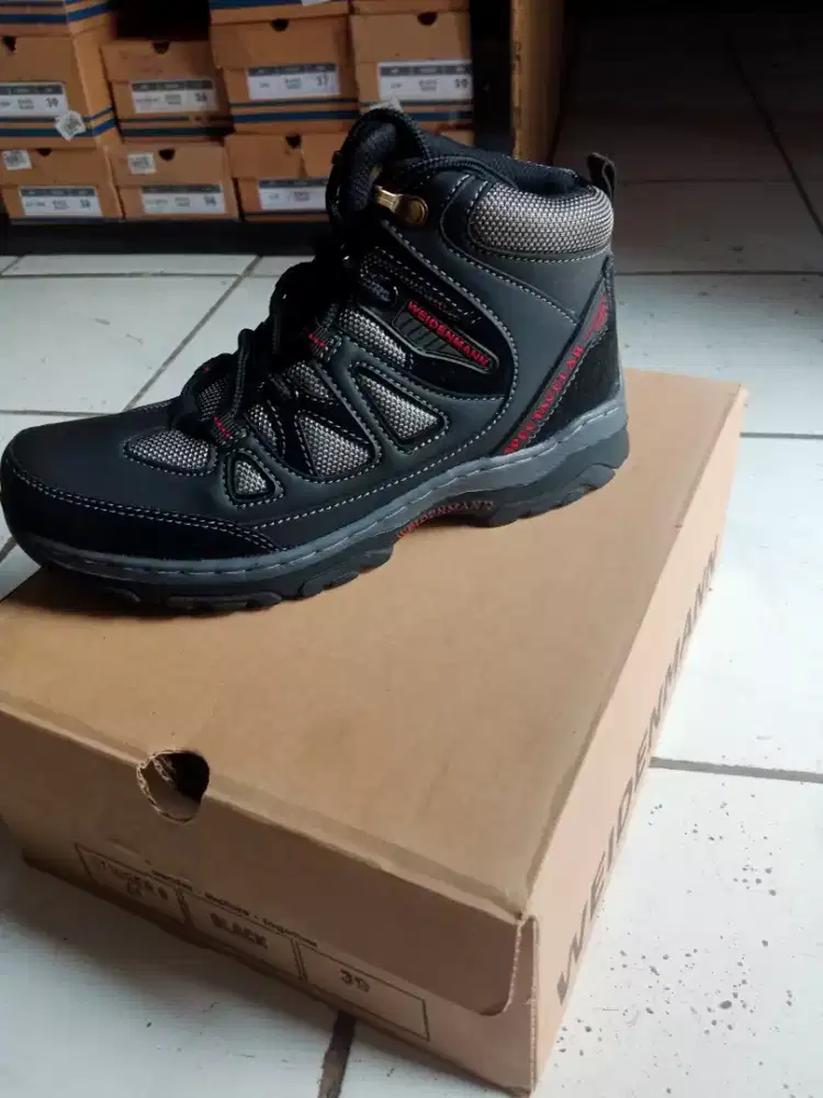 sepatu gunung wedinman
