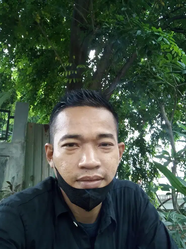 Cari pekerjaan sebagai sopir,bisa bulanan bisa freelance