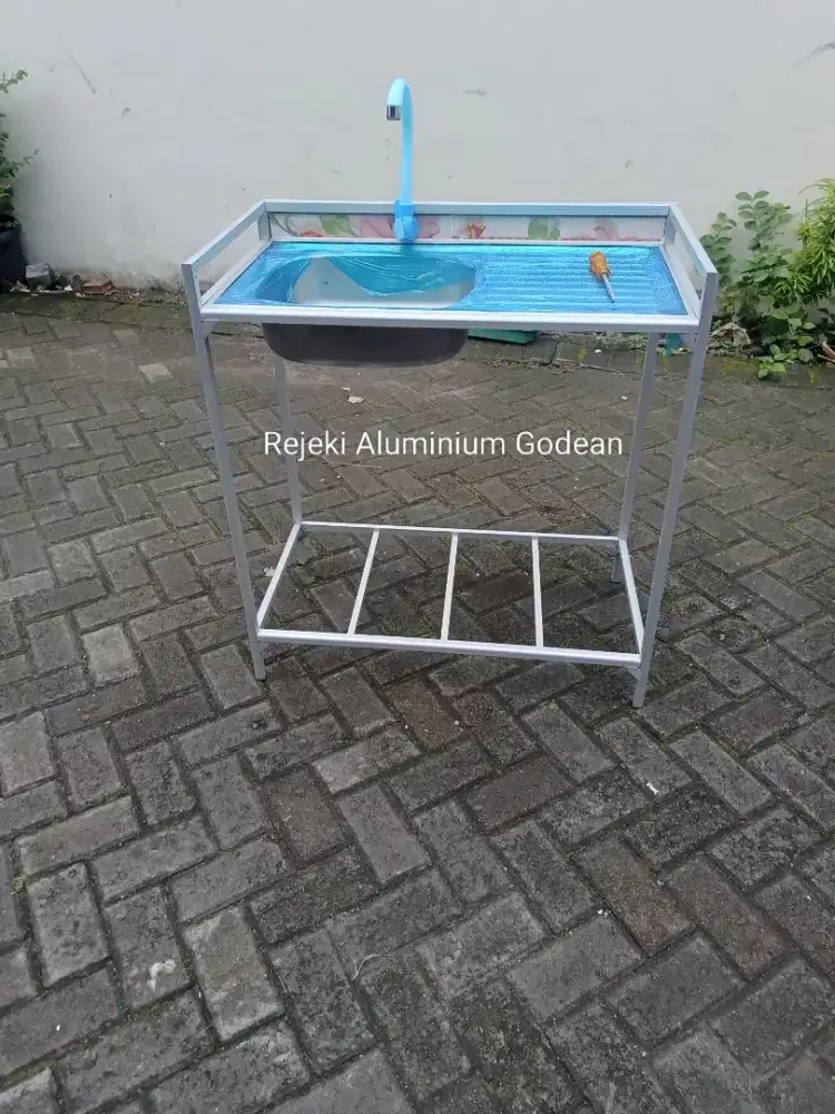 Wastafel Lengkap kran selang dll