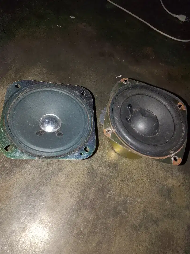 Kombo 2 speaker 4 inch (full range + woofer)