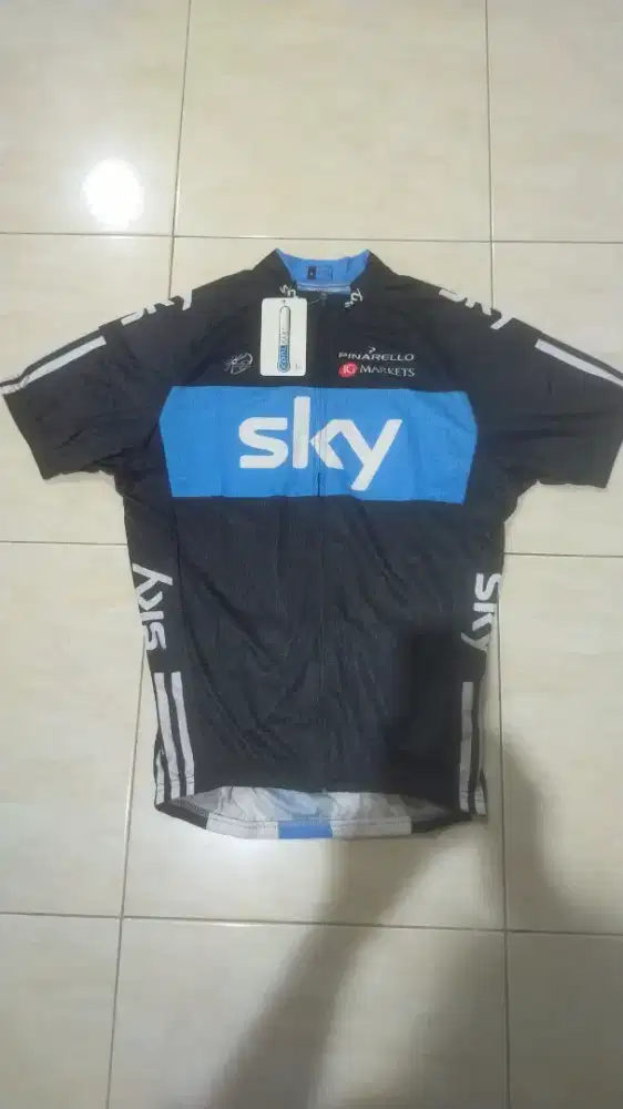 Jersey sepeda lengan pendek hitam biru