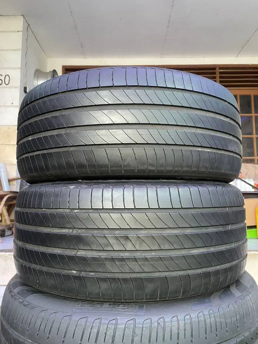 Ban Michelin Primacy 4  235 50 r18 2Pcs